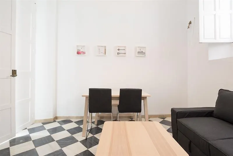Central 1 Bedroom Apartment Nosquera Malaga