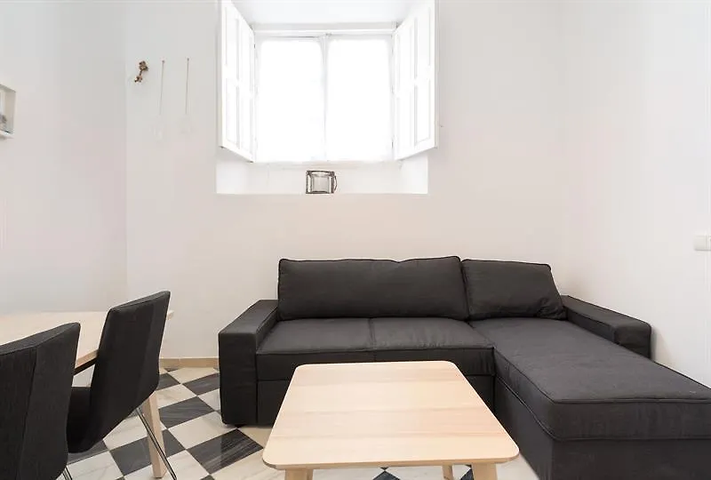 Central 1 Bedroom Apartment Nosquera Malaga